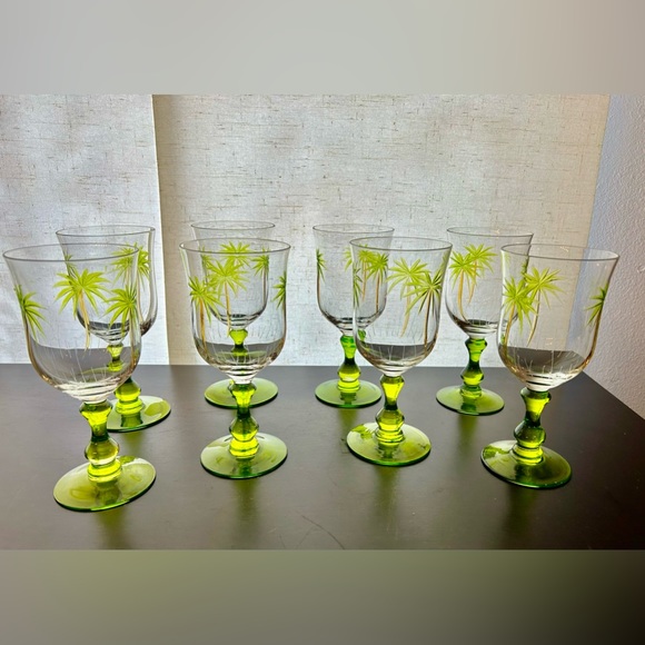 Set of 8 Hand painted & Hand carved/etched Palm Tree glass ware. - Picture 3 of 16